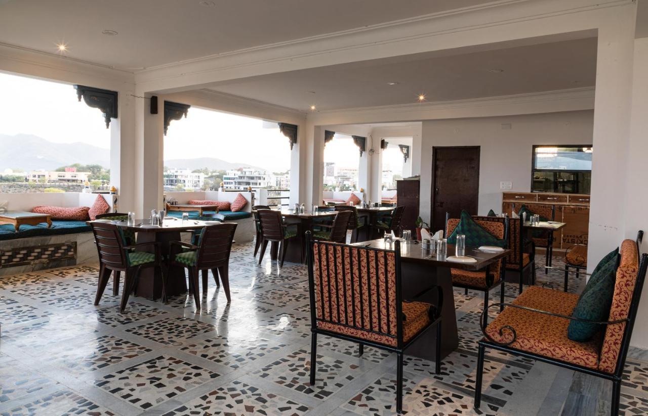 Hotel Sargam Sadan Udaipur Extérieur photo