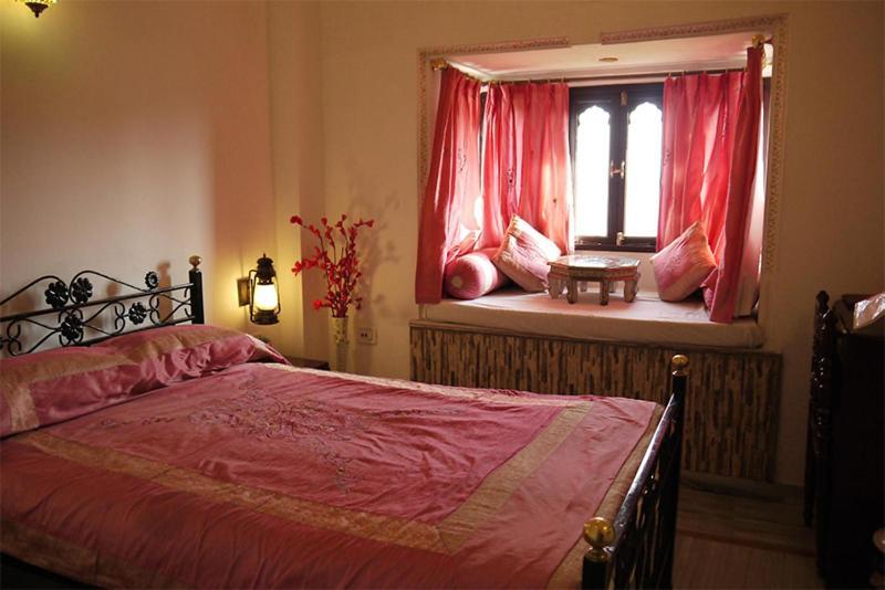 Hotel Sargam Sadan Udaipur Extérieur photo