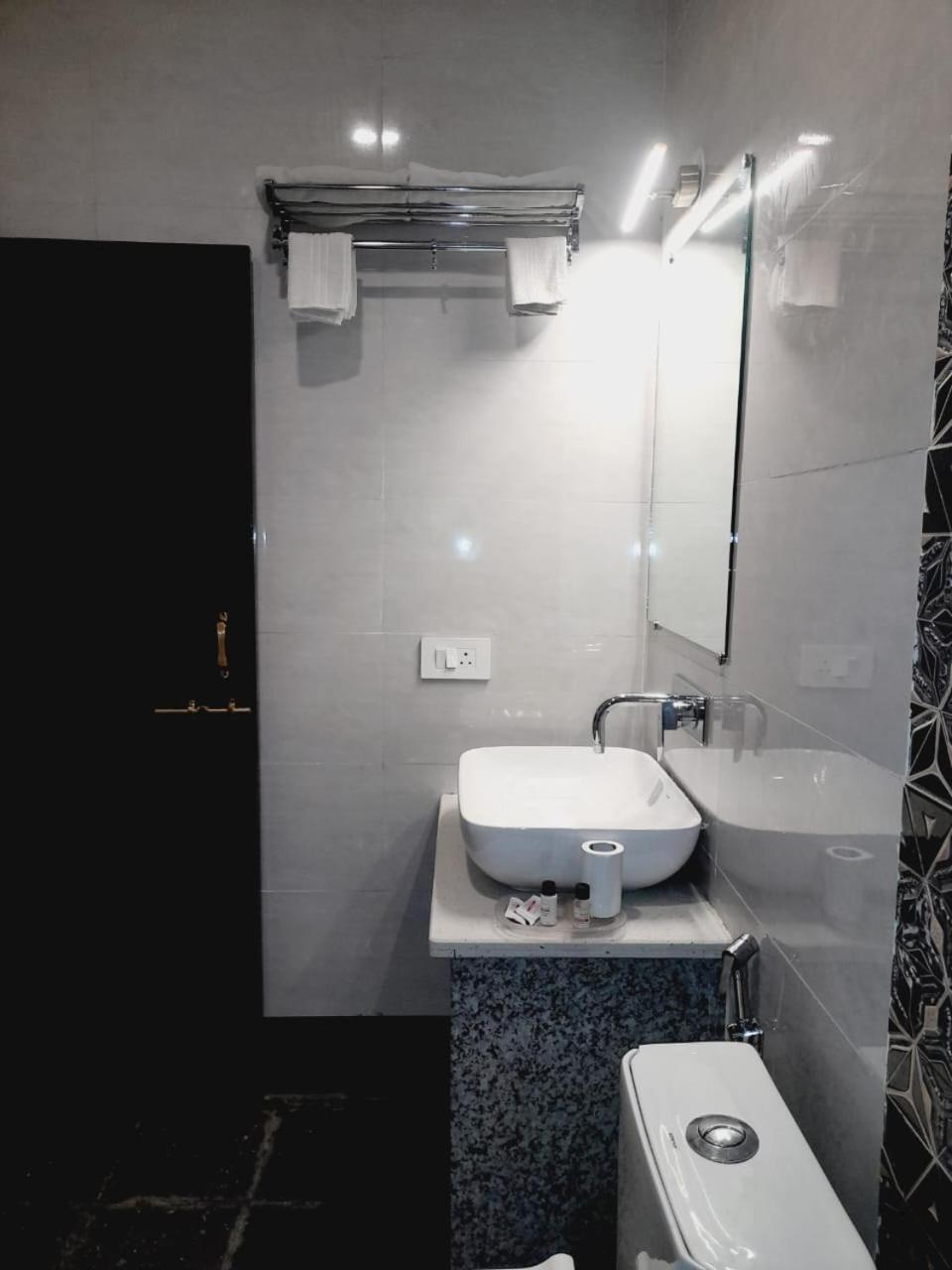 Hotel Sargam Sadan Udaipur Extérieur photo
