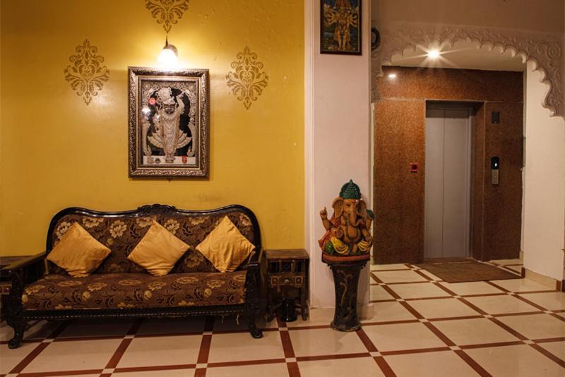 Hotel Sargam Sadan Udaipur Extérieur photo