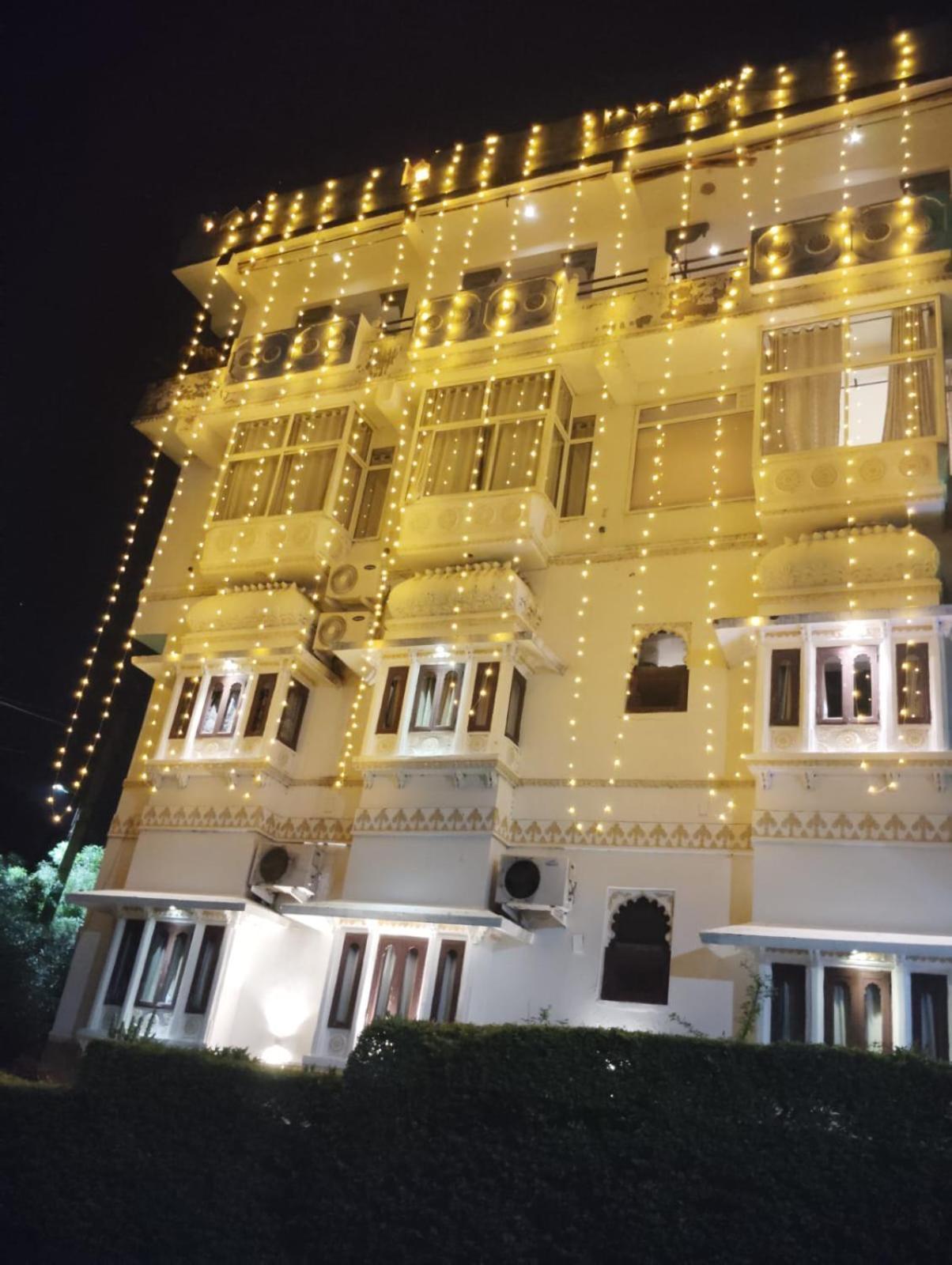 Hotel Sargam Sadan Udaipur Extérieur photo
