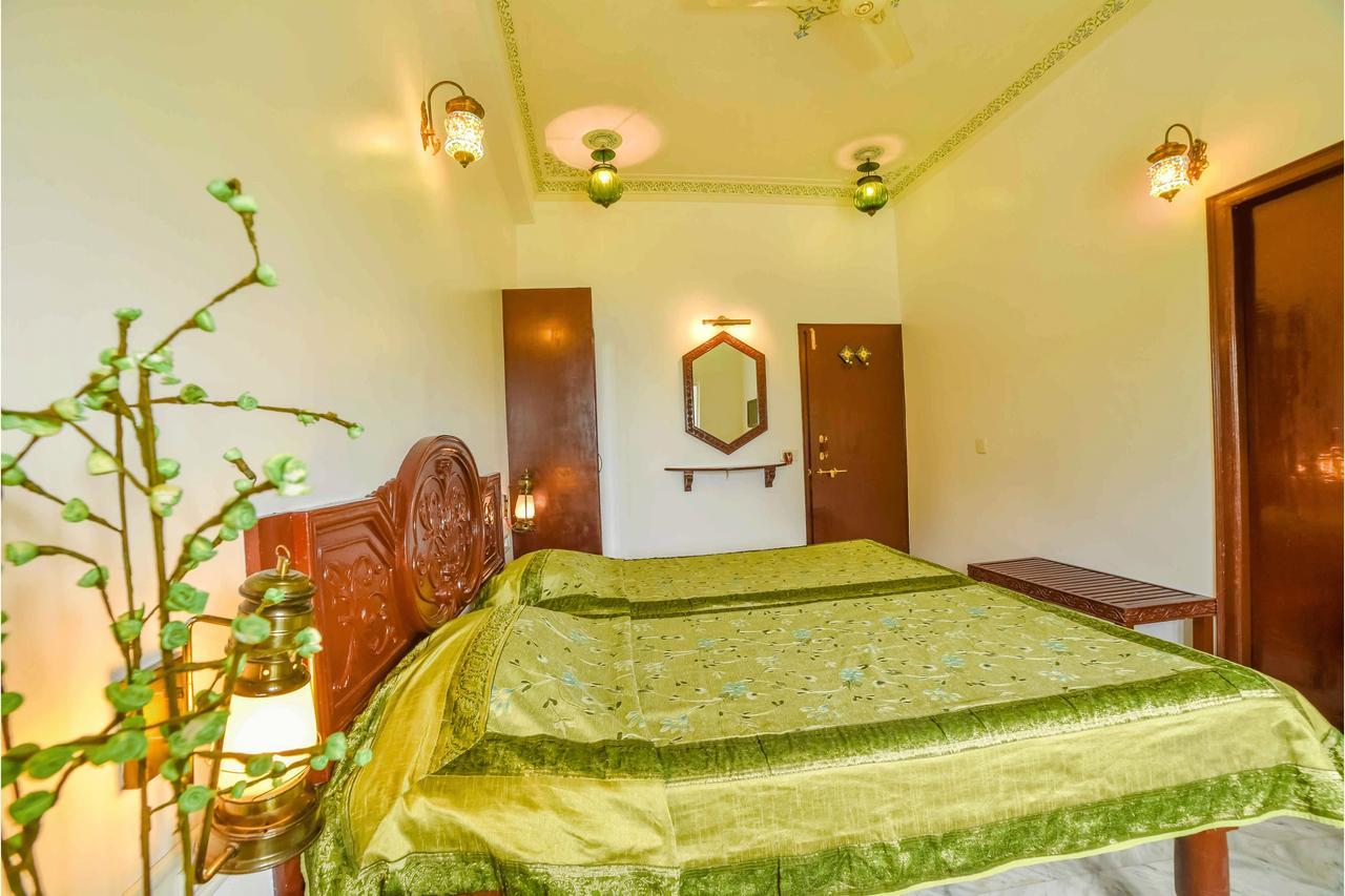 Hotel Sargam Sadan Udaipur Extérieur photo